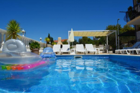  Apartments Ćurić  Трогир